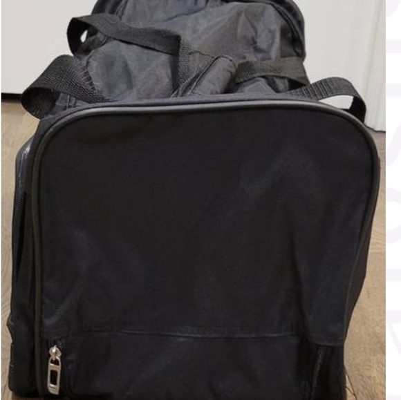 World Disney duffle bag - Picture 4 of 7